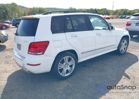 2015 Mercedes-Benz Glk 350 4Matic z USA, uszkodzony, nr VIN WDCGG8JB4FG342859